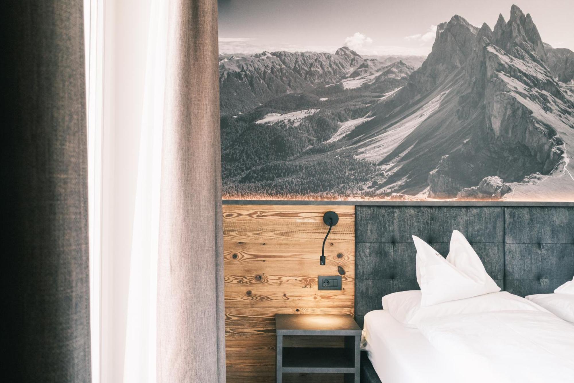 Kristiania Small Dolomites Hotel Σέλβα ντι Βαλ Γκαρντένα Εξωτερικό φωτογραφία